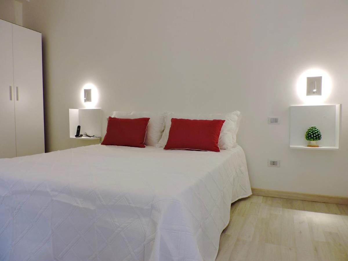 Manzoni 46 - Ospitalita Siciliana Bed and Breakfast Milazzo Exteriör bild