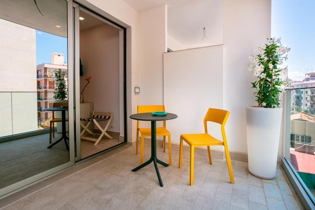 Manzoni 46 - Ospitalita Siciliana Bed and Breakfast Milazzo Rum bild