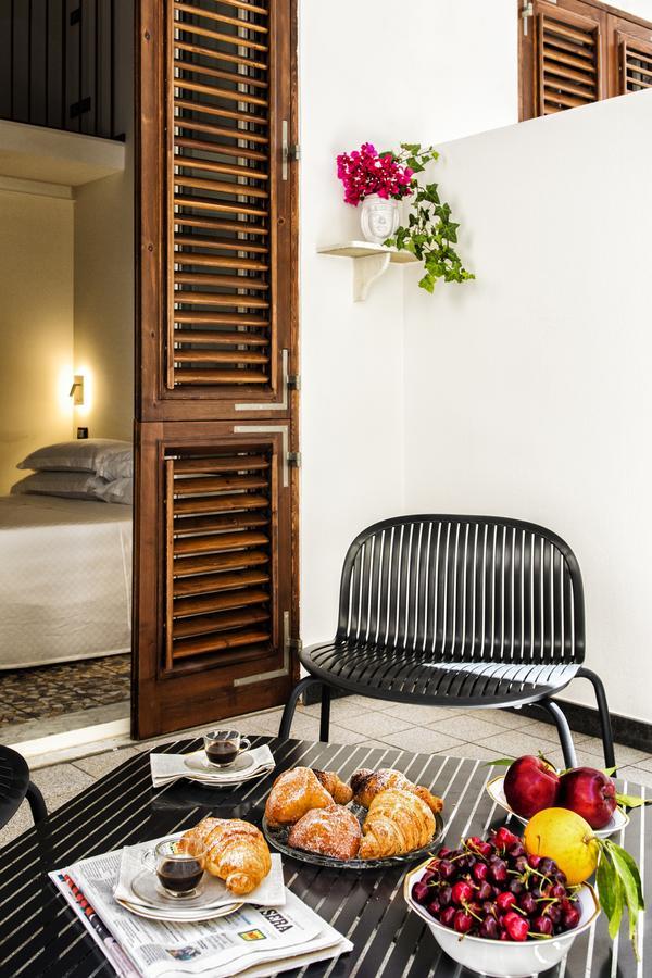 Manzoni 46 - Ospitalita Siciliana Bed and Breakfast Milazzo Exteriör bild